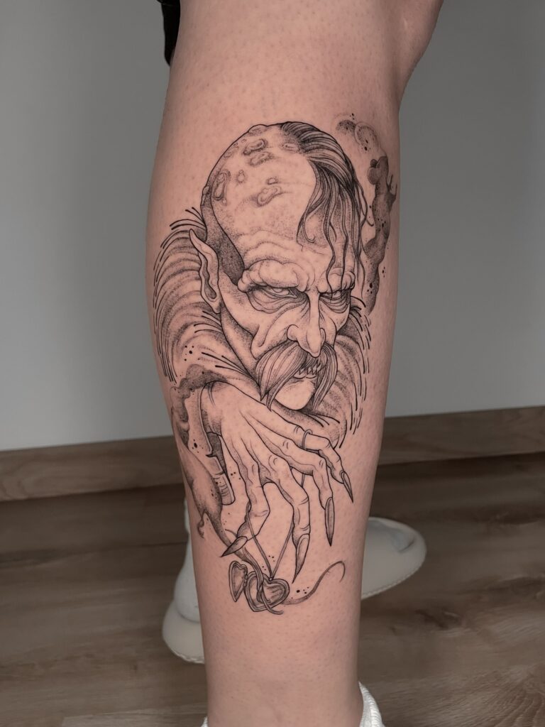 Tatuaje personalizado a color en Dida Tattoo Elche