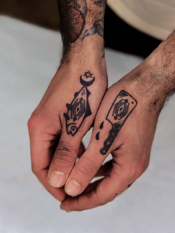 Tatuaje ornamental en Dida Tattoo Elche