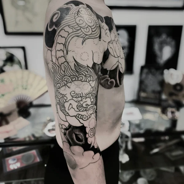 Tatuaje realista en brazo por Dida en Dida Tattoo Elche