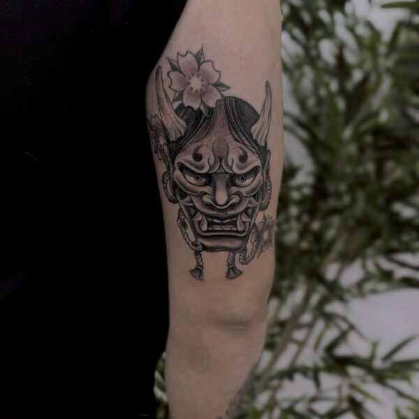 Tatuaje tradicional por Dida en Dida Tattoo Elche