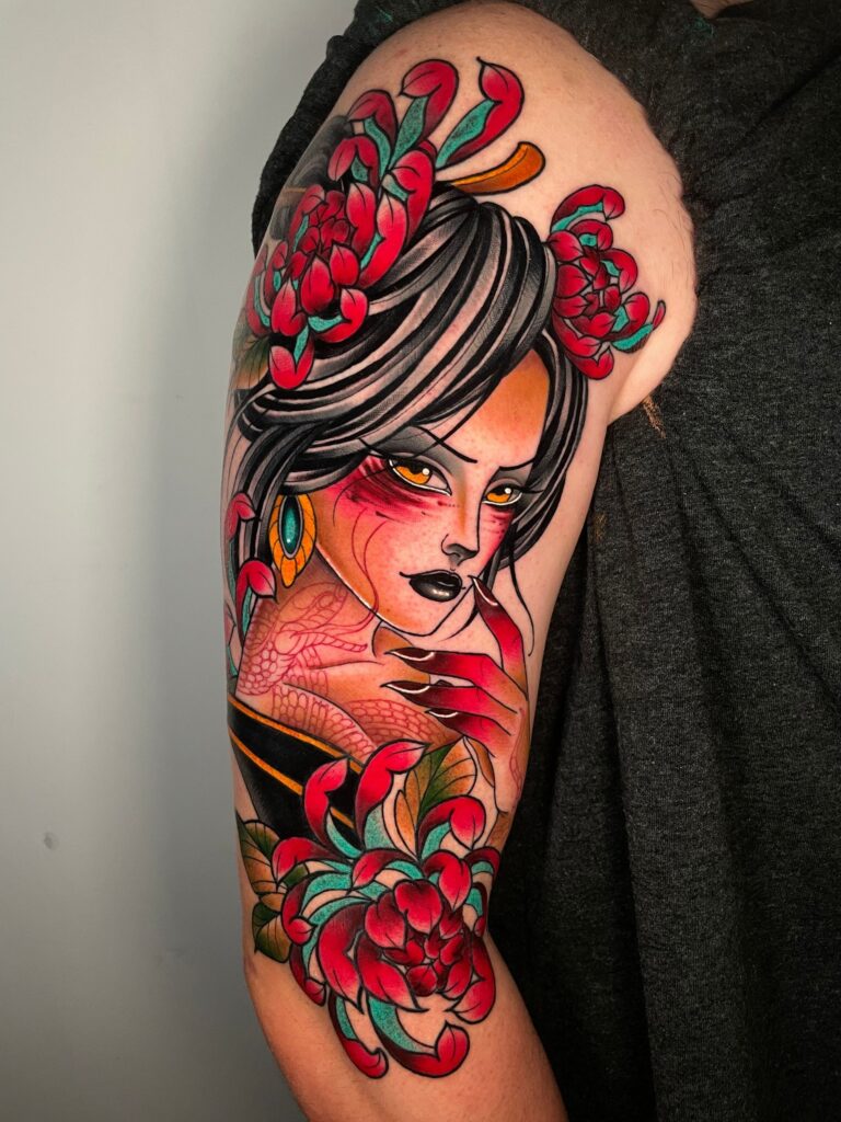 Tatuaje tradicional americano en Dida Tattoo Elche