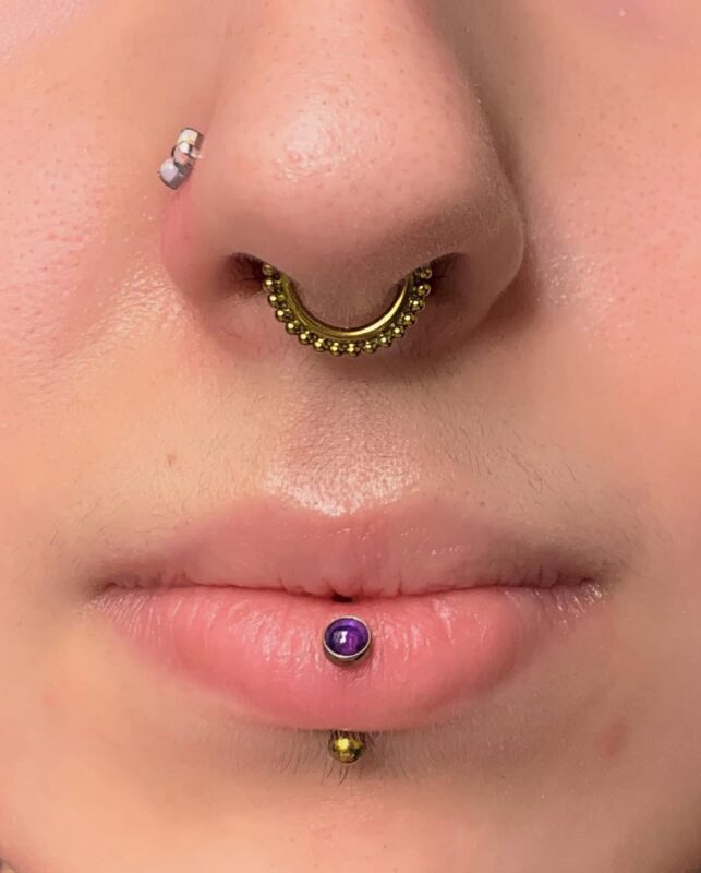 Piercing profesional con materiales de alta calidad en Dida Tattoo Elche